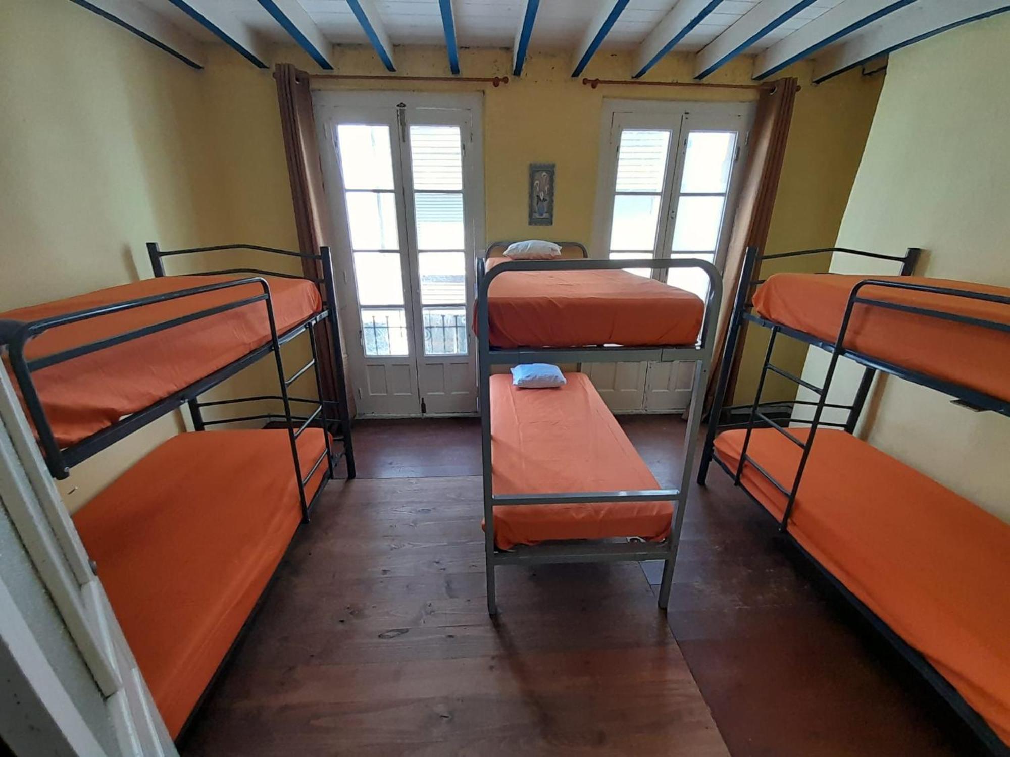 Auberge de jeunesse Casa De Peregrinos La Concha II à Cudillero Extérieur photo